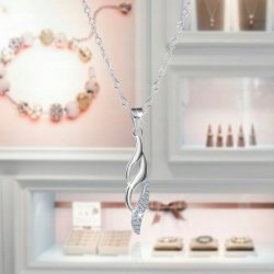 Srebrny naszyjnik zawieszka rodowany dla kobiety