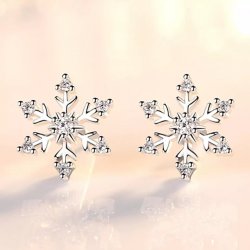 Srebrne kolczyki śnieżki wkrętki sztyfty prezent na święta srebro próba 925