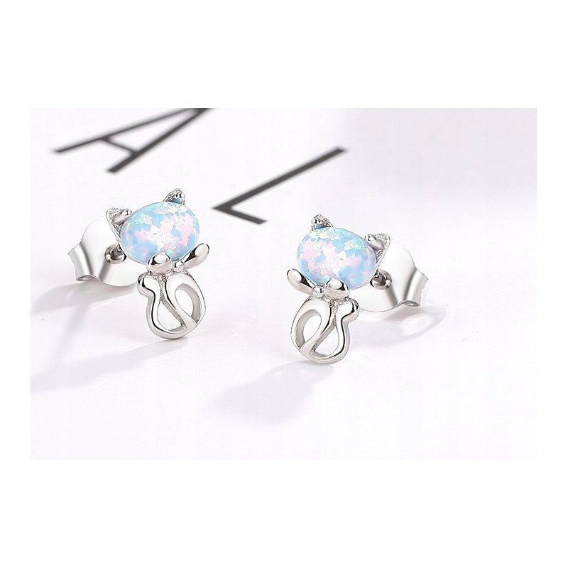 Srebrne kolczyki dla dziewczynki rodowane wkrętki