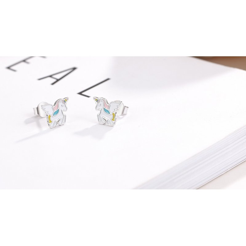 Srebrne kolczyki wkrętki dla dziecka jednorożec