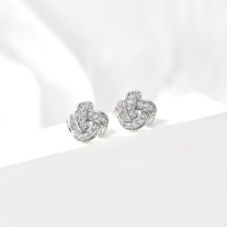 Srebrne kolczyki wkrętki sztyfty rodowane srebro eleganckie i subtelne