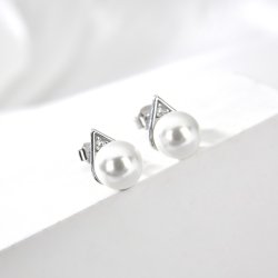 Srebrne kolczyki rodowane perły eleganckie sztyfty srebro 925