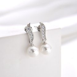 Srebrne kolczyki rodowane perły wiszące srebro 925 eleganckie
