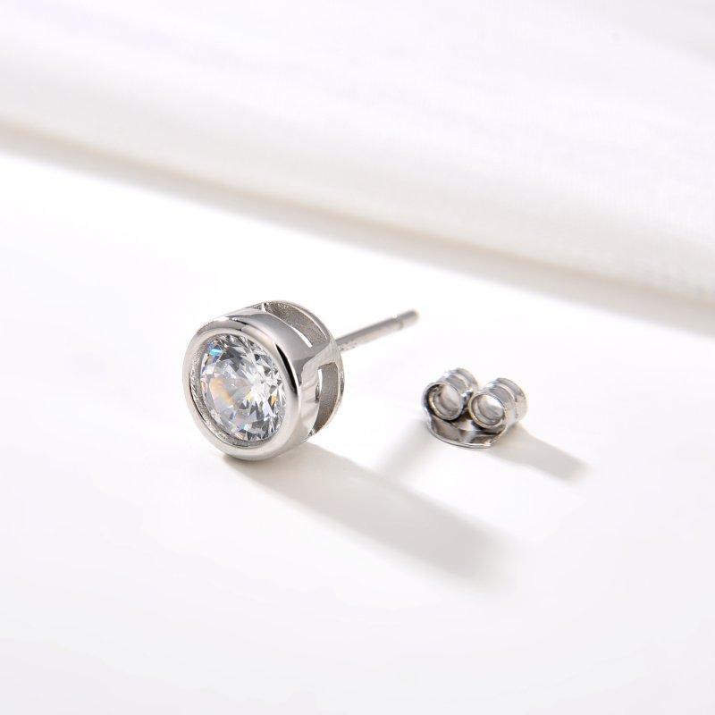 Męski srebrny kolczyk rodowany sztyft wkrętka 925