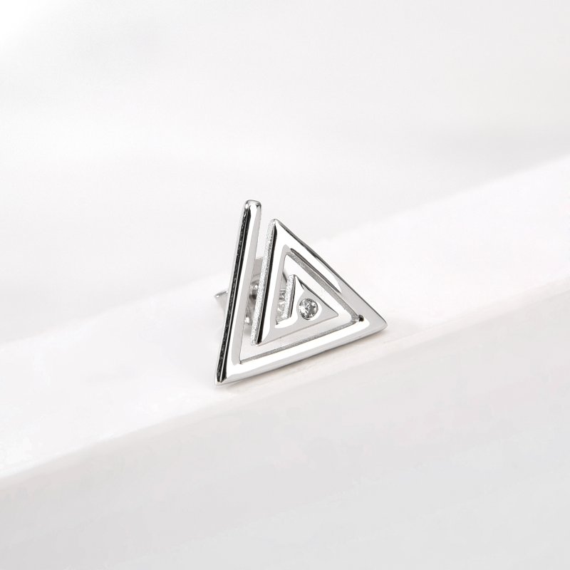 Męski srebrny kolczyk rodowany sztyft wkrętka 925 trójkąt spirala