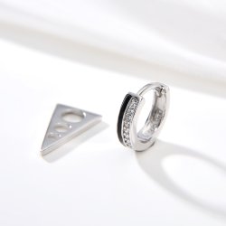 Męski srebrny kolczyk rodowany kółko angielski 925 trójkąt wiszący