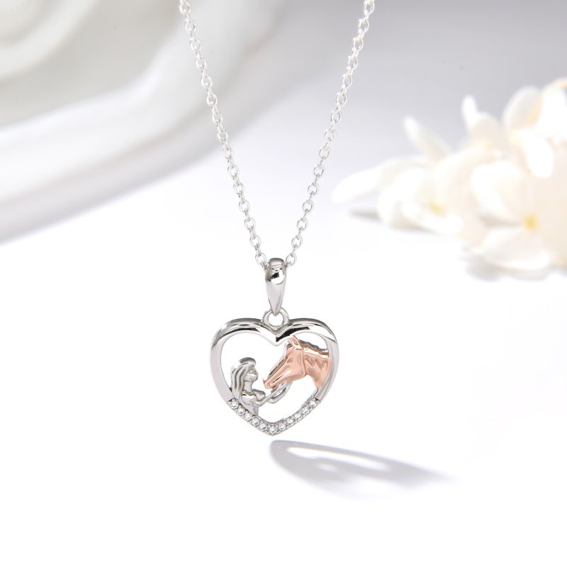 Naszyjnik srebrny 925 dziewczynka z koniem serce koń z cyrkoniami konik