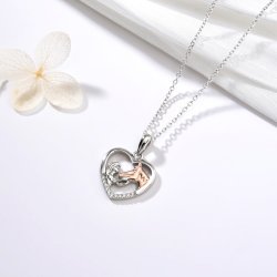 Naszyjnik srebrny 925 dziewczynka z koniem serce koń z cyrkoniami konik