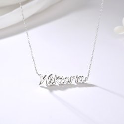 Naszyjnik srebrny łańcuszek damski imię wiktoria