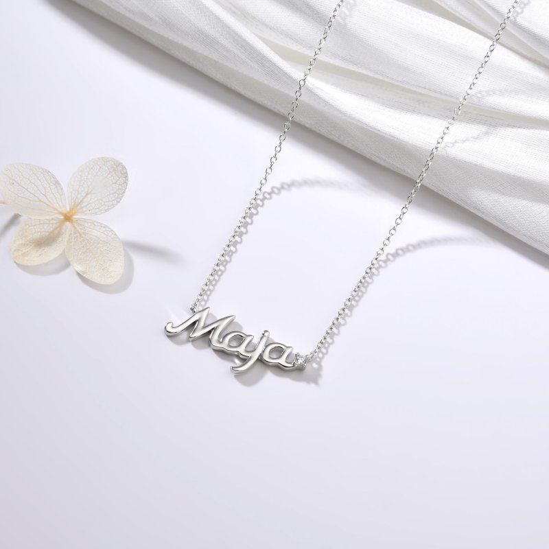 Naszyjnik srebrny łańcuszek damski imię maja