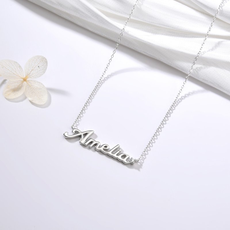 Naszyjnik srebrny łańcuszek damski imię amelia