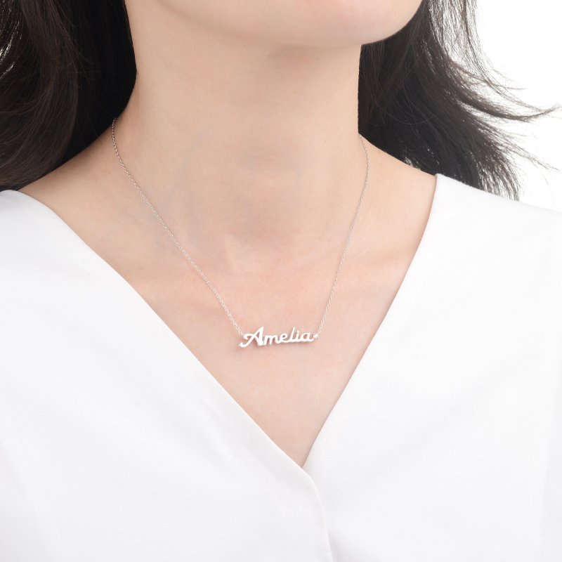Naszyjnik srebrny łańcuszek damski imię amelia