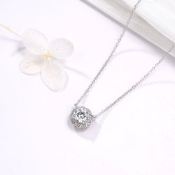 Naszyjnik srebrny damski łańcuszek z zawieszką srebro próby 925 celebrytka