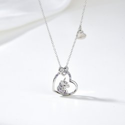 Srebrny naszyjnik rodowany jednorożec serce dla dziewczynki srebro 925