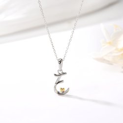 Naszyjnik srebrny litera e literka imię inicjały łańcuszek z zawieszką