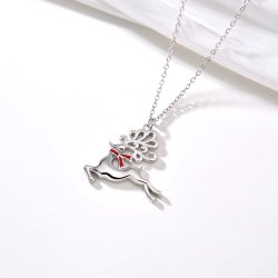 Srebrny naszyjnik rodowany łańcuszek z zawieszką renifer na święta 925