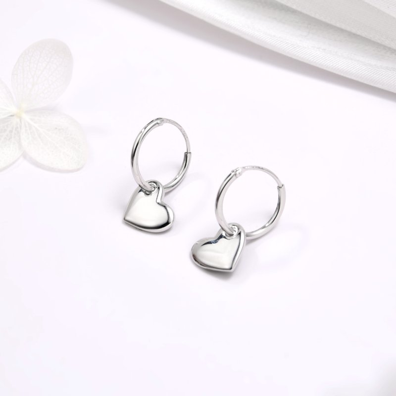 Kolczyki srebrne wiszące serca kolczyki kółka - eleganckie akcenty