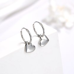 Kolczyki srebrne wiszące serca kolczyki kółka - eleganckie akcenty