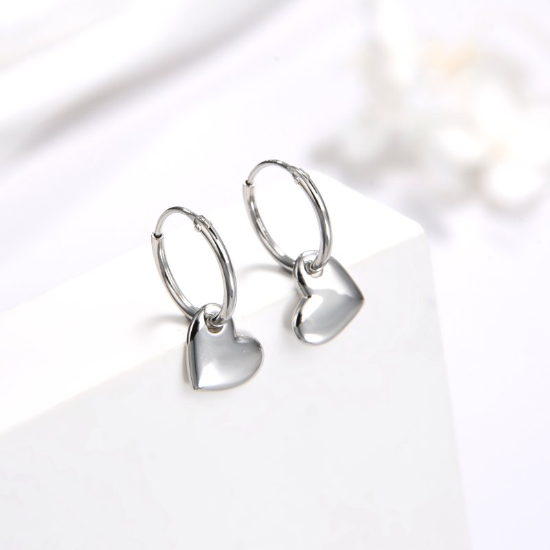 Kolczyki srebrne wiszące serca kolczyki kółka - eleganckie akcenty