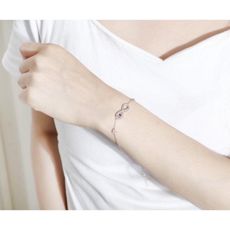 Bransoletka srebrna nieskończoność dla kobiety srebro pozłacane próba 925 na rękę