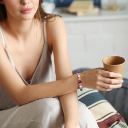 Bransoletka damska naturalne kamienie ametyst biały howlit różowy kwarc