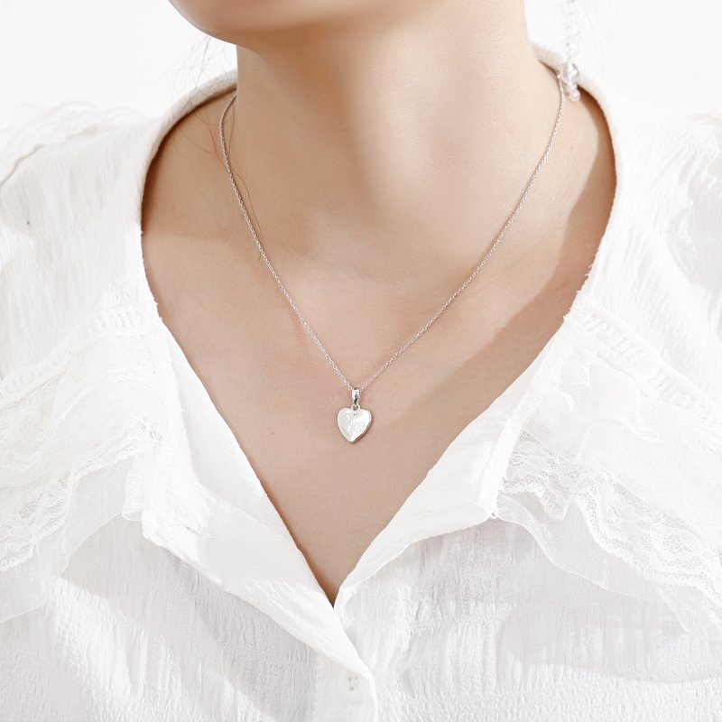 Zawieszka serce 18 lat wisiorek srebro próba 925