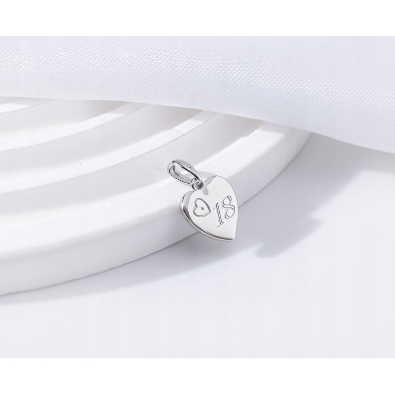 Zawieszka serce 18 lat wisiorek srebro próba 925