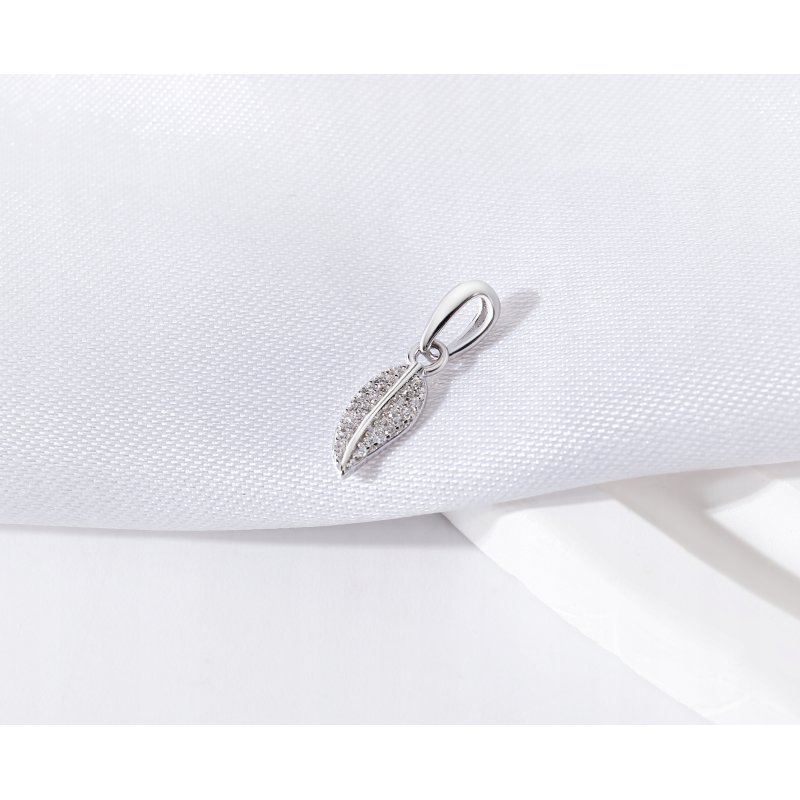 Zawieszka srebrna liść listek cyrkonie srebro próba 925