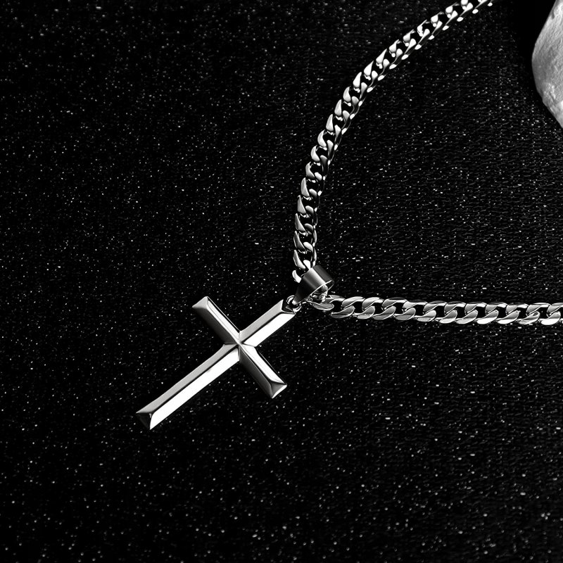 Naszyjnik srebrny z zawieszką krzyż stal szlachetna 316L 50 cm