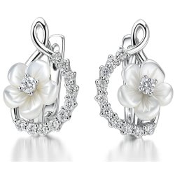 Kolczyki srebrne rodowane kwiatki cyrkonie masa perłowa srebro próba 925