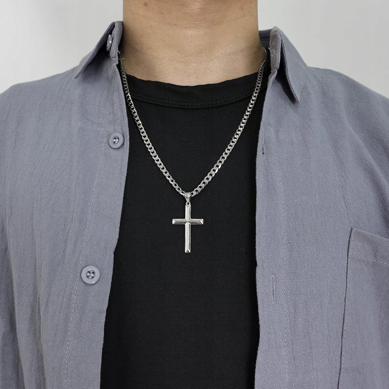 Naszyjnik srebrny z zawieszką krzyż stal szlachetna 316L 60 cm