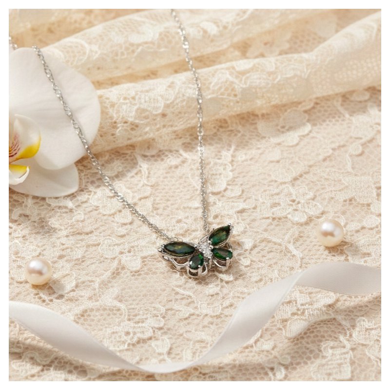 Srebrny naszyjnik zawieszka motyl motylek topaz srebro próba 925