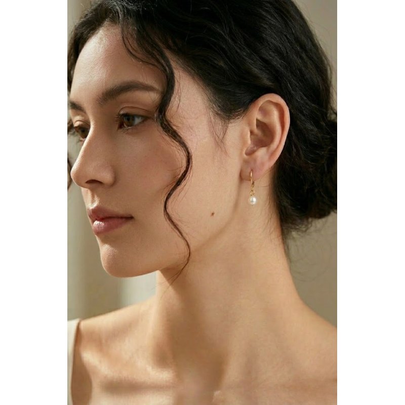 Srebrne kolczyki perły wiszące angielskie pozłacane srebro 925