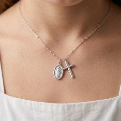 Łańcuszek srebrny z krzyżykiem medalik na komunię dla dziewczynki srebro