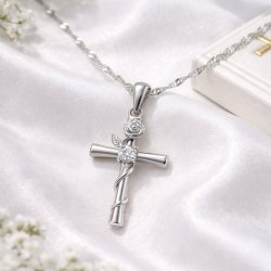 Naszyjnik srebrny krzyżyk krzyż łańcuszek damski komunia srebro próba 925