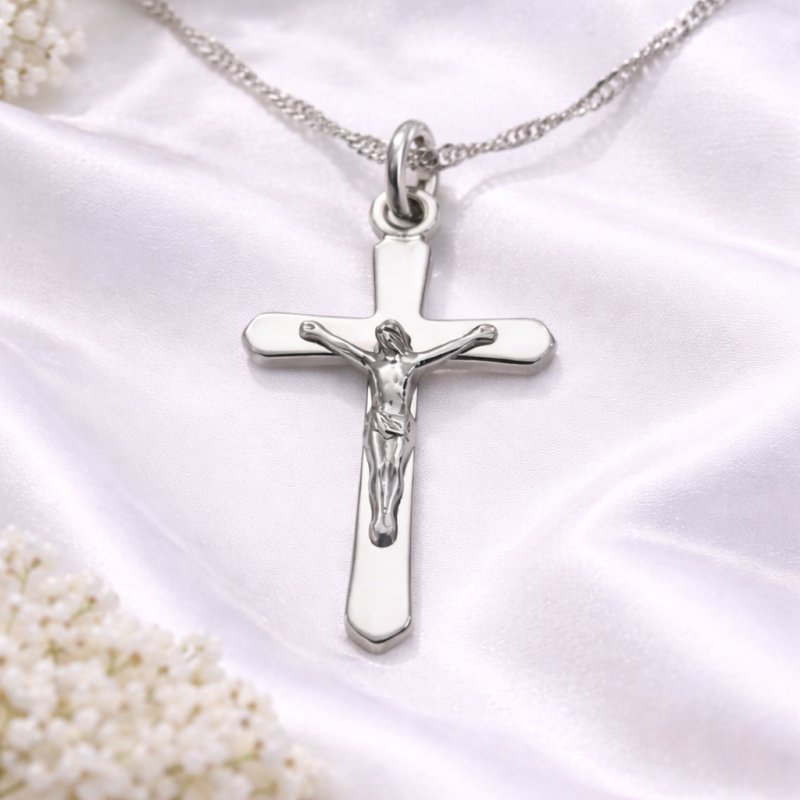 Naszyjnik srebrny krzyżyk jezus łańcuszek z zawieszką unisex