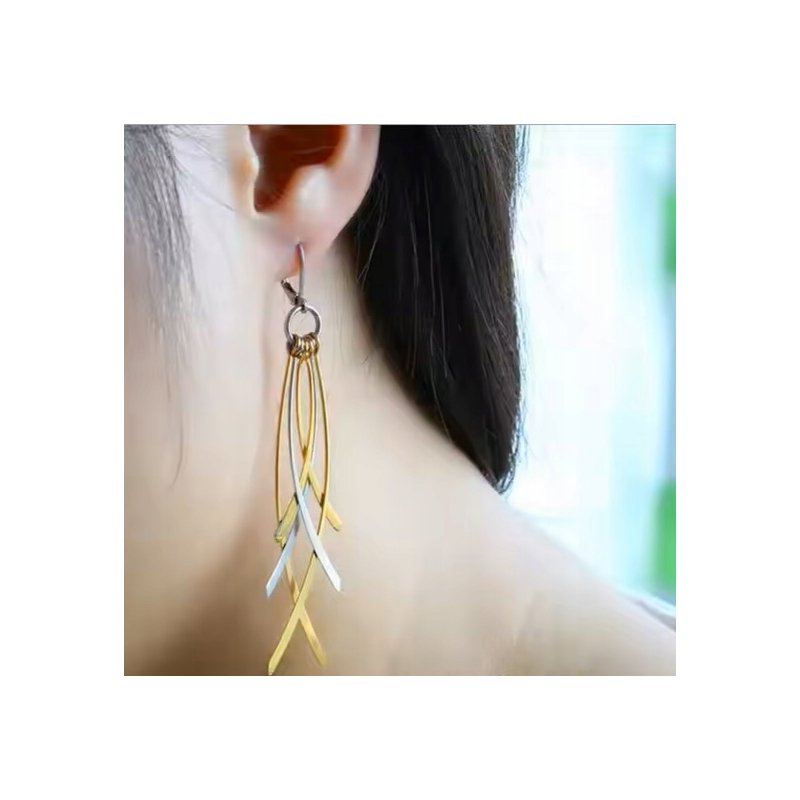 Srebrne kolczyki wiszące listki piórka długie pozłacane angielskie na Walentynki