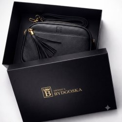 Torebka nerka damska przez ramię listonoszka czarna crossbody pojemna