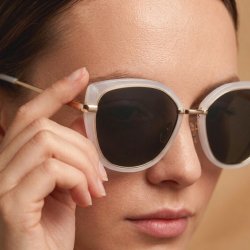 Okulary przeciwsłoneczne perłowe białe złote damskie UV400 polaryzacyjne