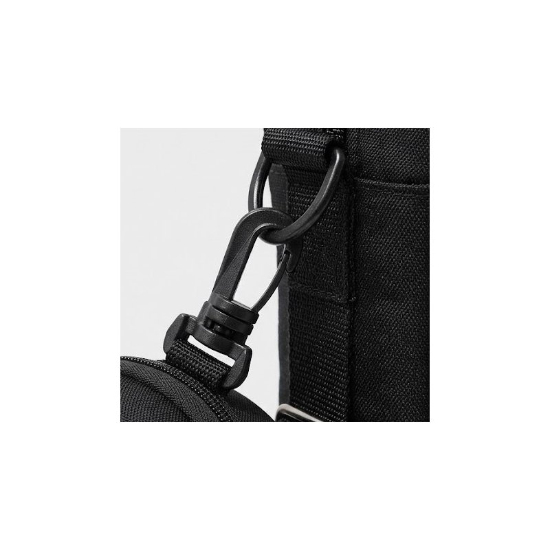 Eleganckie etui twarde na gogle narciasrkie snowbordowe czarne